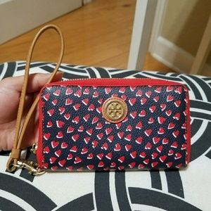 Tory Burch Kerrington wristlet Valentine's Amore